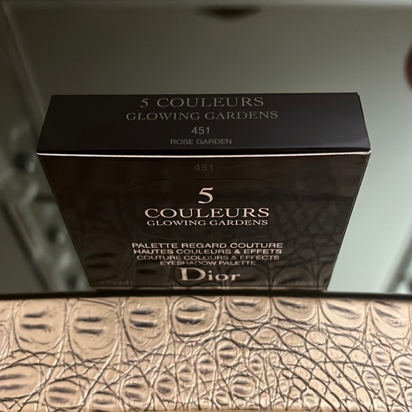 NIB! Dior 5 Couleurs Glowing Gardens Eyeshadow Palette In #451 Rose Garden. - Picture 5 of 11